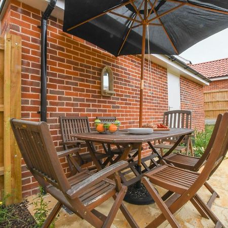 Number 51, Halesworth Villa Екстериор снимка