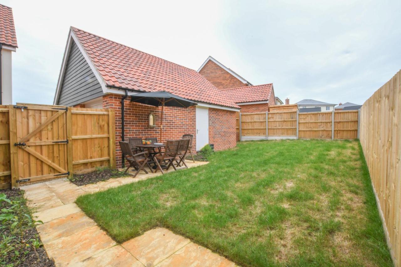 Number 51, Halesworth Villa Екстериор снимка